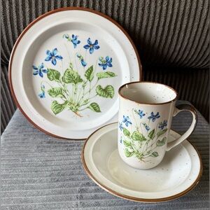 Otagiri Style Takahashi Violet Japan Stoneware Speckled Salad Plate Cup Mug